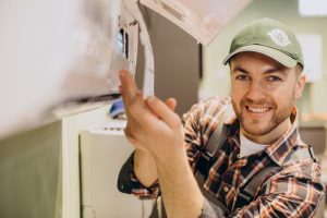 Come prolungare la vita del tuo condizionatore con una manutenzione regolare