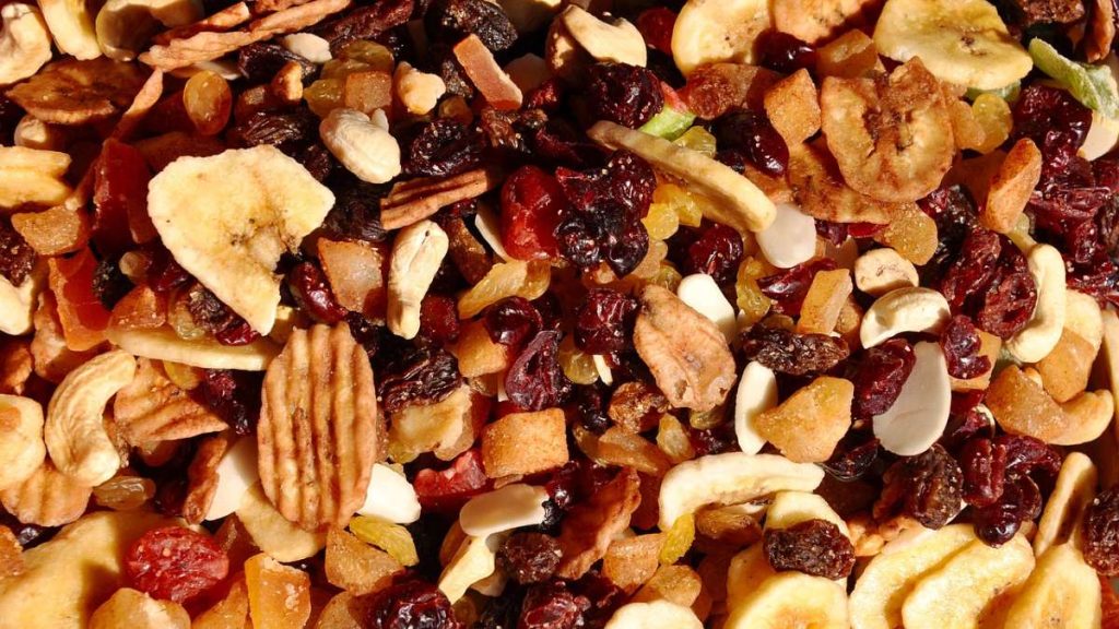 Frutta essiccata proprietà nutrizionali e benefici per la salute