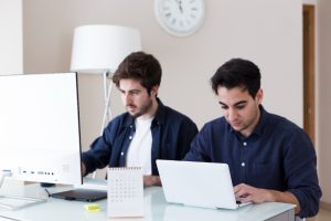 Workstation pc vs laptop: quale è meglio per il tuo lavoro
